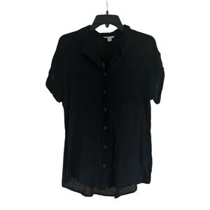 Cato Button-Down V-Neck Size Small Black Short Sleeve Blouse